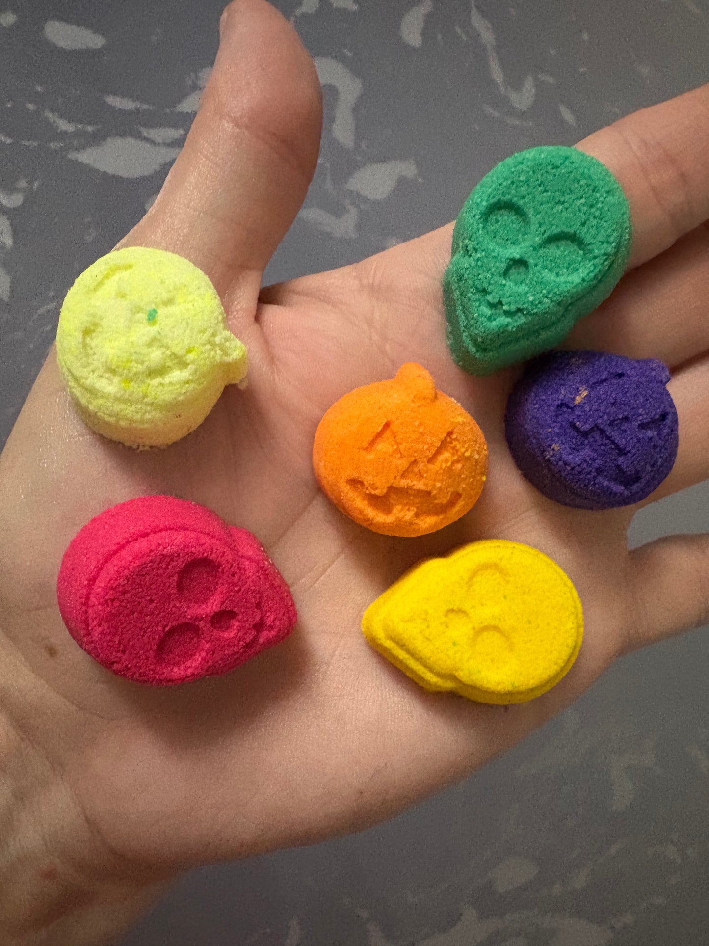 Mini Bath Bombs SCENTED with EXTRA COLOR (VARIATIONS)