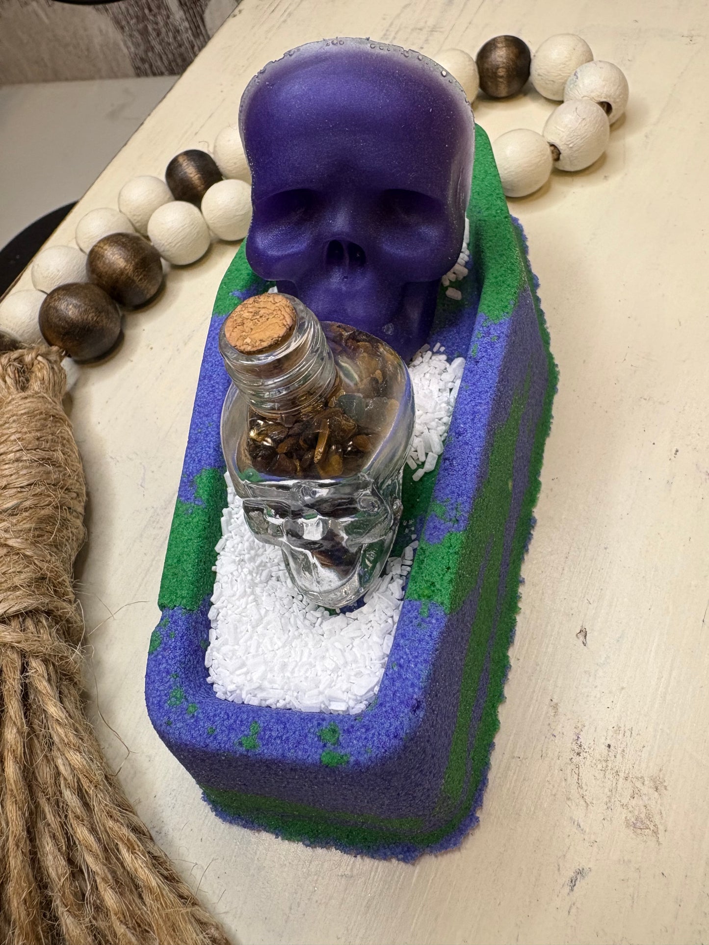 In the Dirt Bath Bomb with Epsom Salt\Skull Soap\Crystals