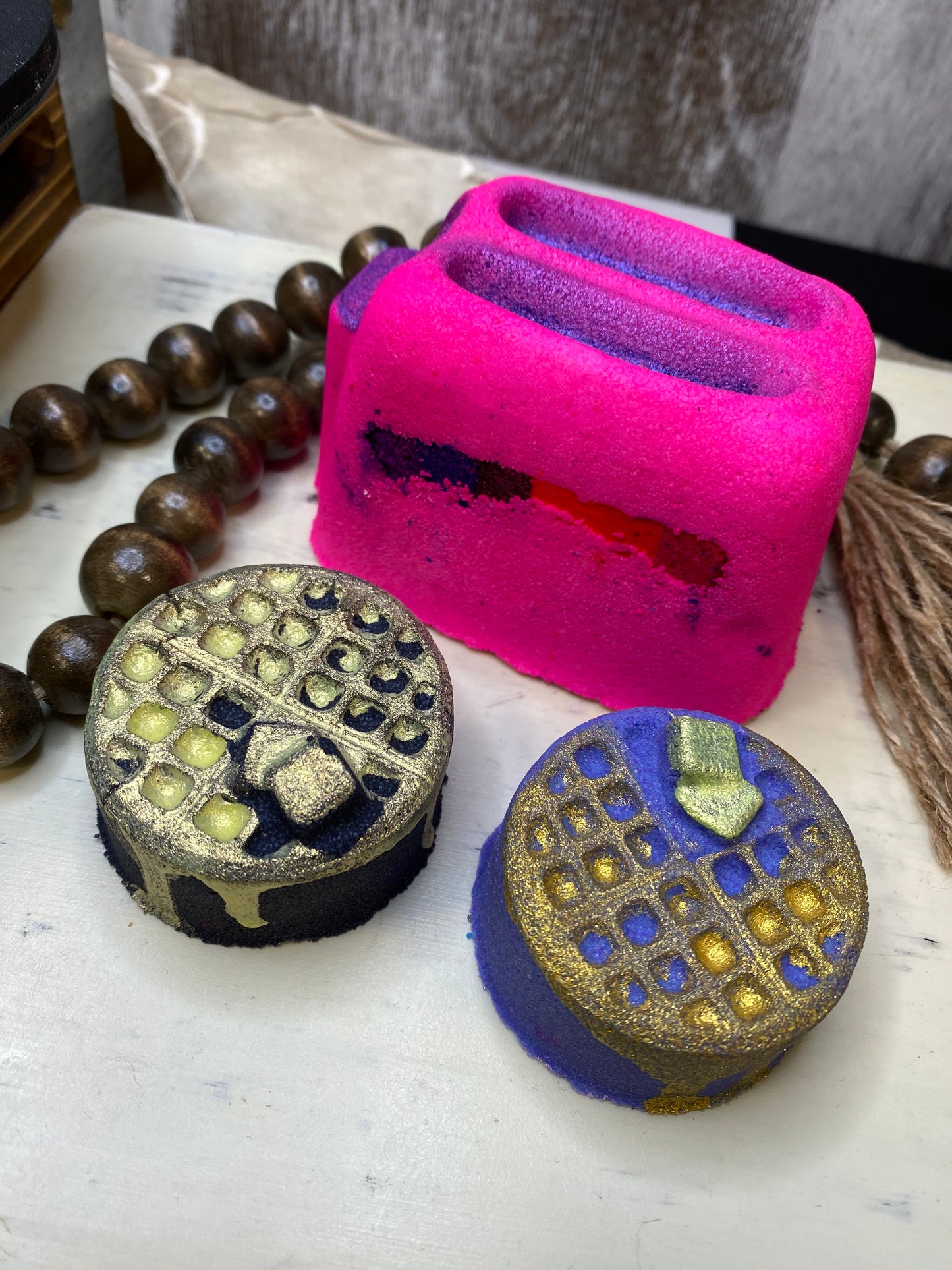 Toaster & 2 Waffles Bath Bomb