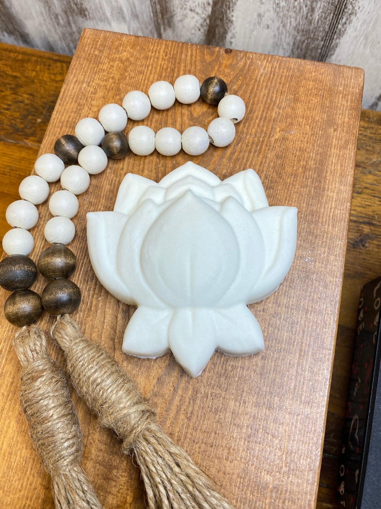White Goddess Lotus Bath Bomb