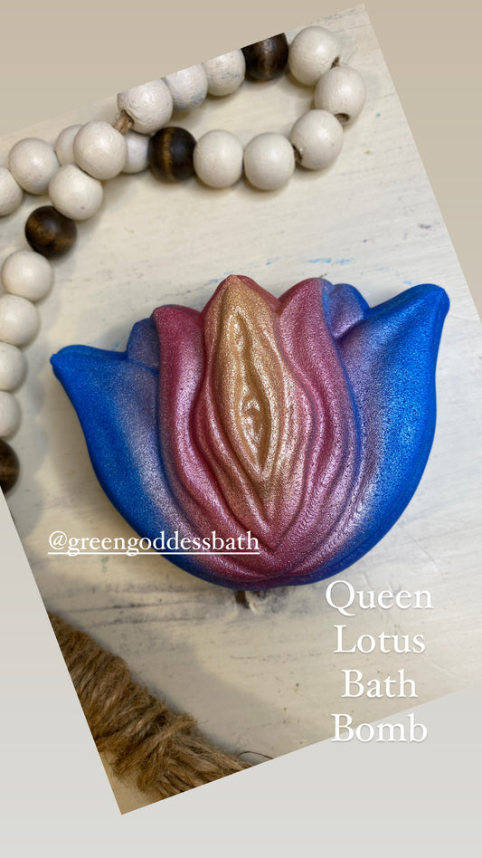 Queen Lotus Bath Bomb (PREORDER)