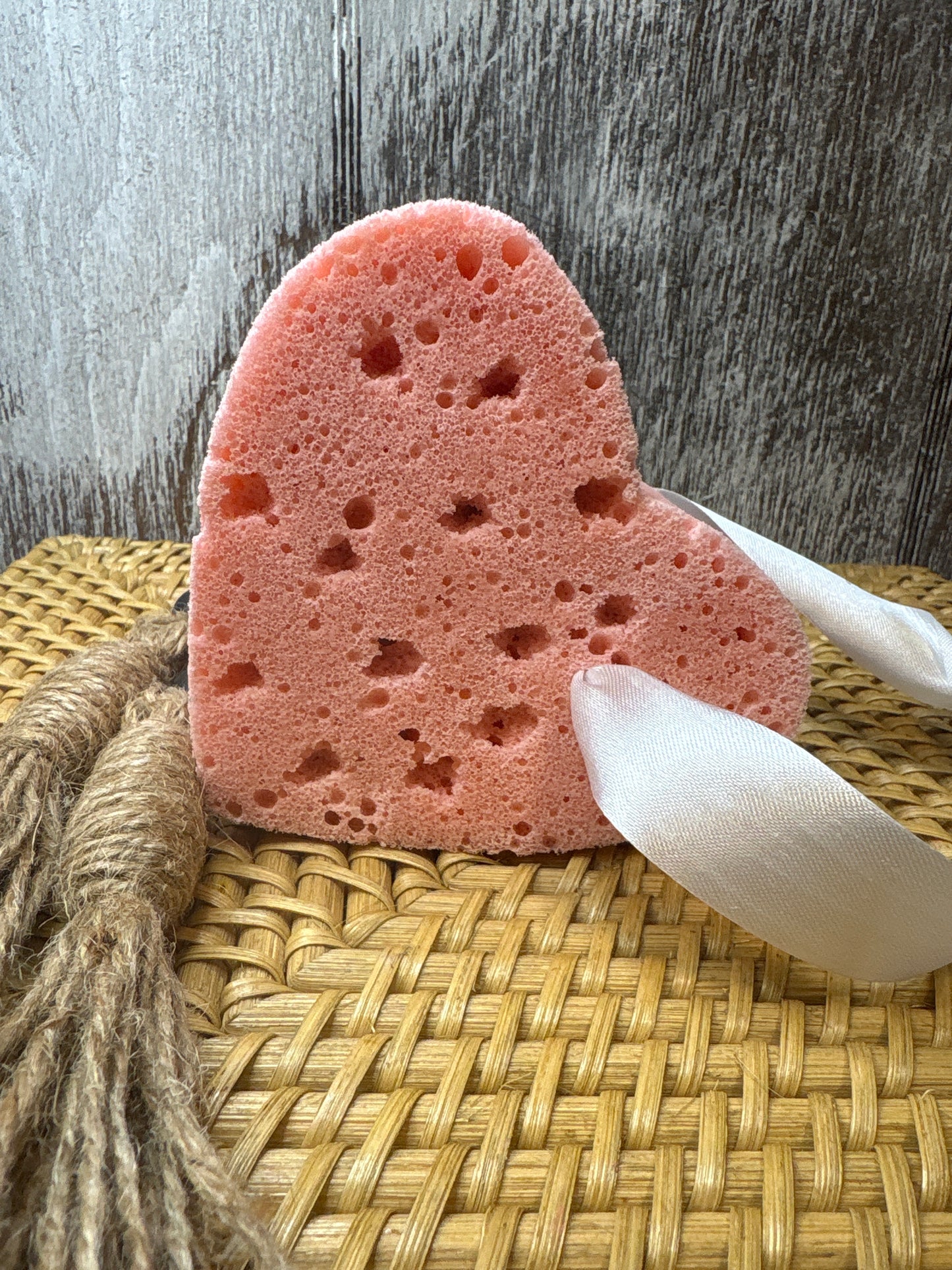 Soapy Sponge Heart - Choose your scent