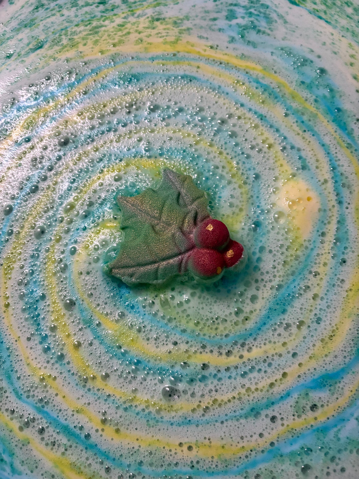 Mistle Toe Bath Bomb (Clear Your Head)