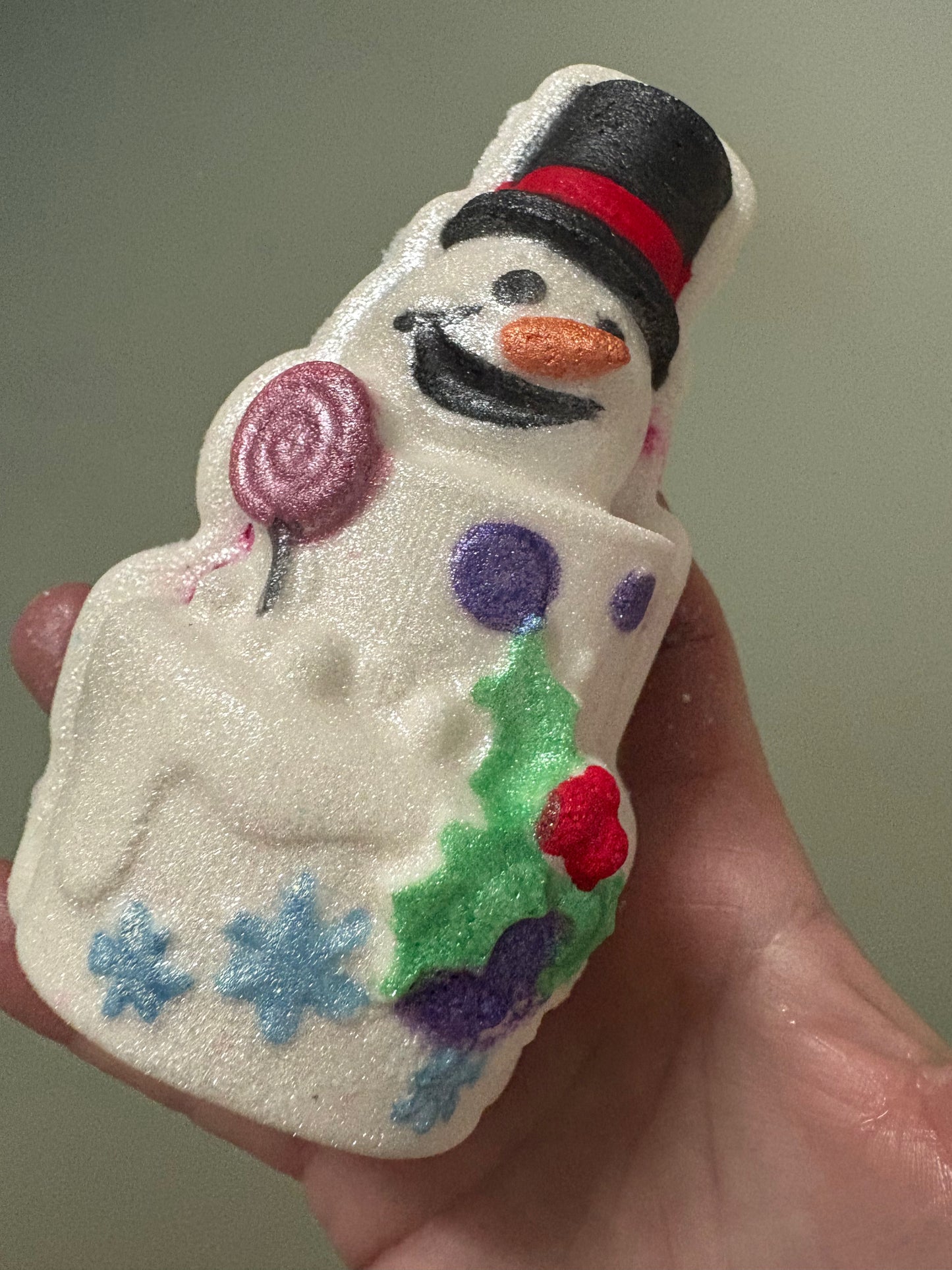 Frosty the Snowman Bath Bomb