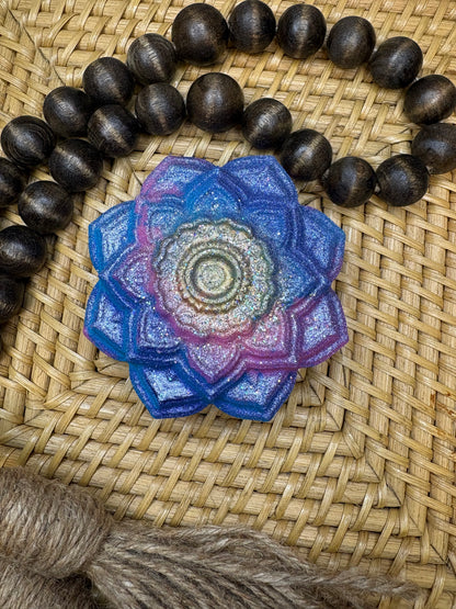 Mandala Bath Bomb (Tigers Eye Stone Inside)