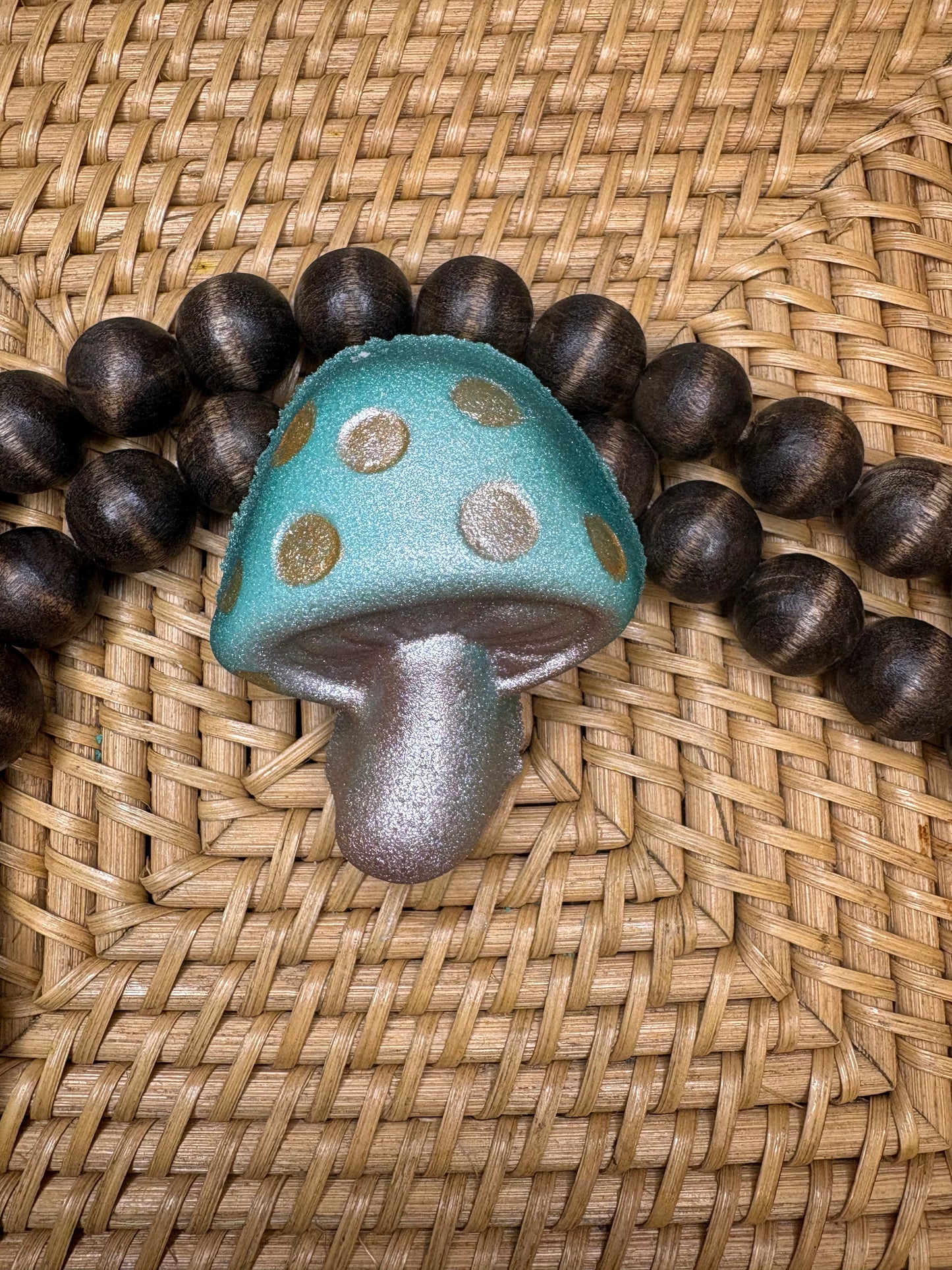 Gypsy Mushy Bath Bomb (with MINI Mushroom Crystal)