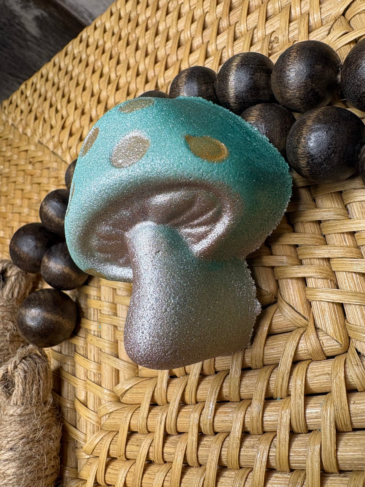 Gypsy Mushy Bath Bomb (with MINI Mushroom Crystal)