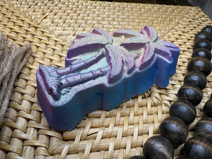 Golden Oasis Bath Bomb