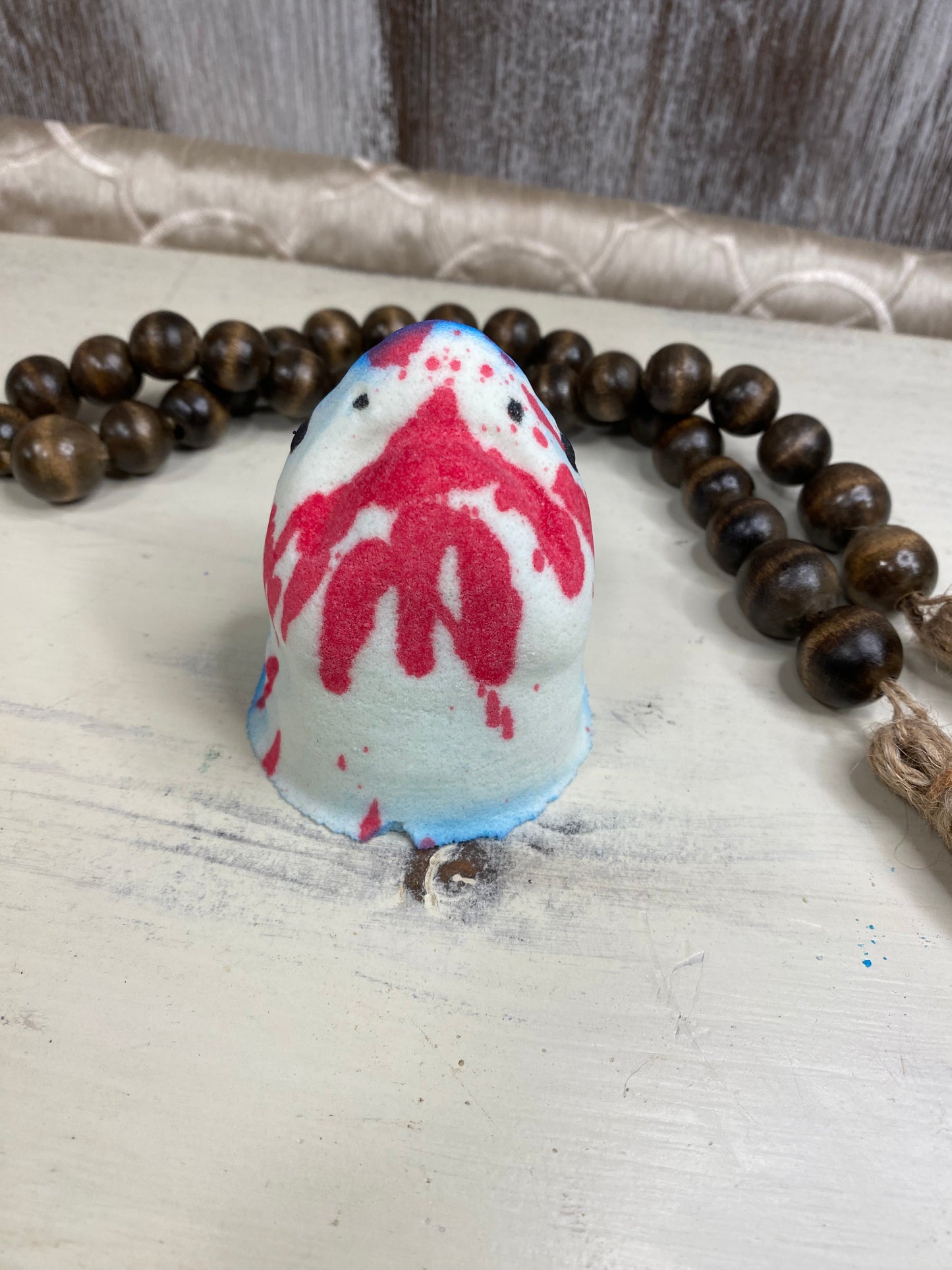 Shark Attack Bath Bomb (TOY)