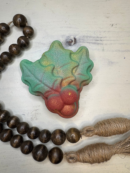 Mistle Toe Bath Bomb (Clear Your Head)